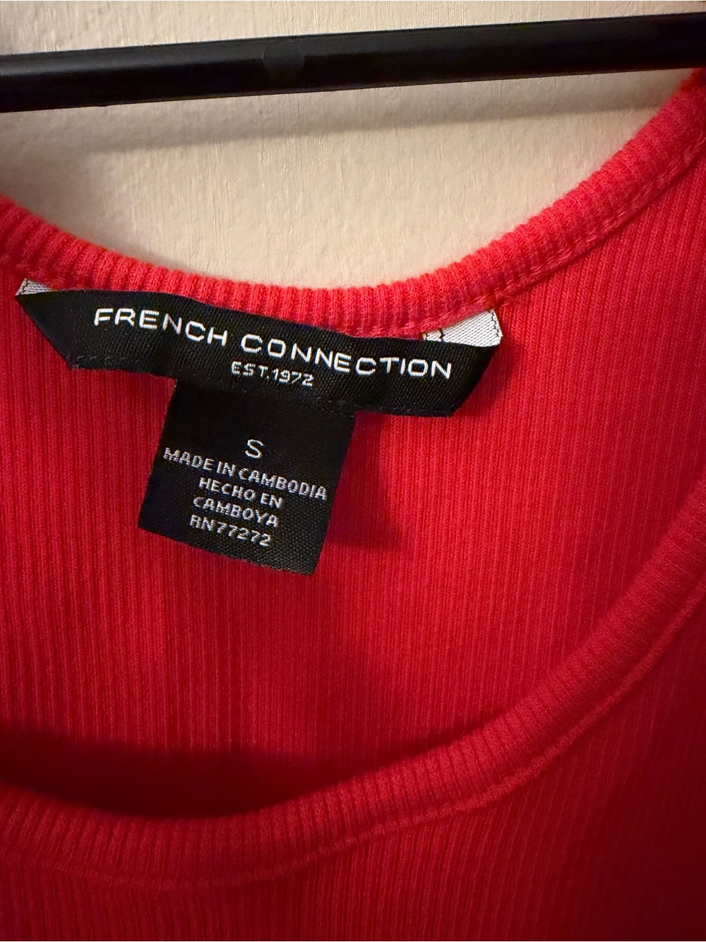 French Connection Red Ribbed Tie Shoulder Tank Top size SMALL - Picture 3 of 5